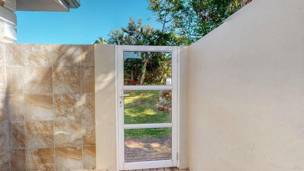 Caribbean Estates Lakeview Villa Port Edward Εξωτερικό φωτογραφία